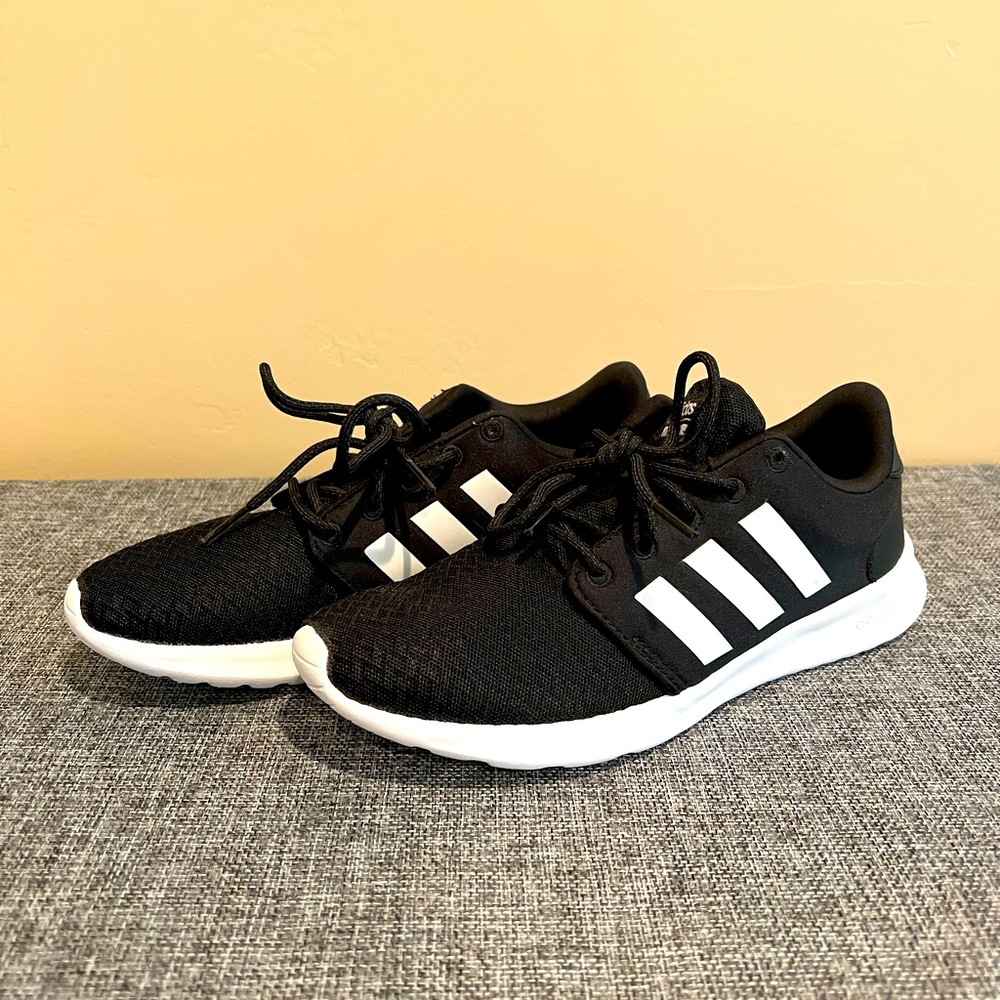 Brand new adidas cloudform sneakers